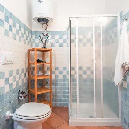 Apartment Relaxing Cristal Blu Sleeps 3 Num1486 *
